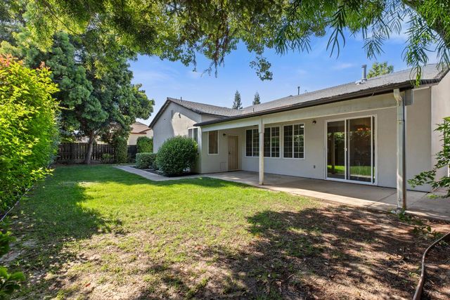3808 Guildford Ln, Modesto, CA 95355