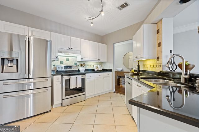 3334 Peachtree Road NE 109, Atlanta, GA 30326