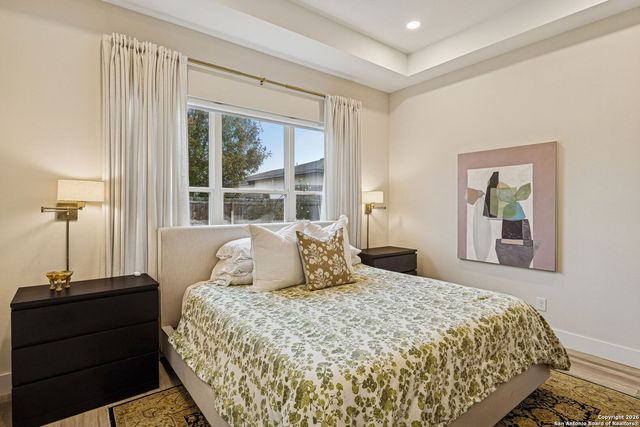 108 Parlin Ln, Fredericksburg, TX 78624