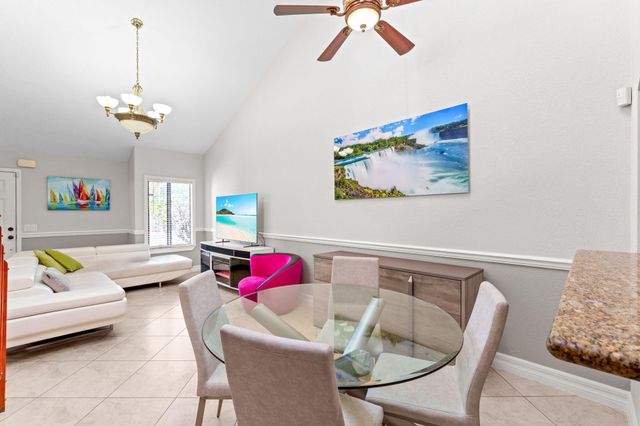 4236 Palm Bay Circle B, West Palm Beach, FL 33406