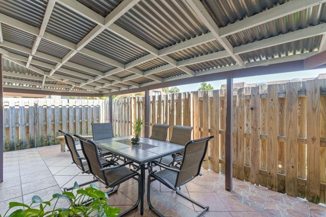 4236 Palm Bay Circle B, West Palm Beach, FL 33406