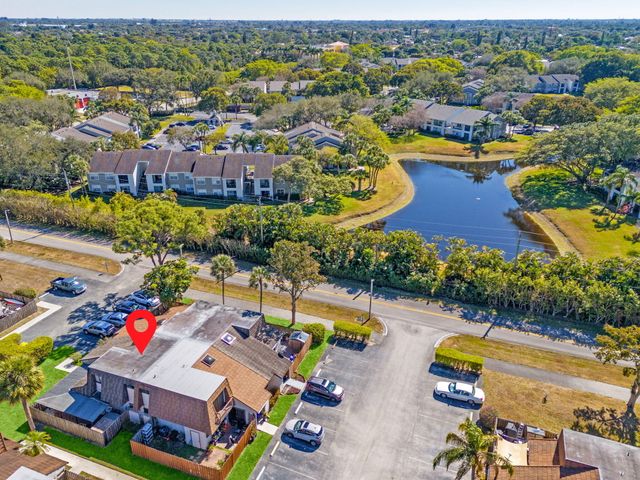 4236 Palm Bay Circle B, West Palm Beach, FL 33406