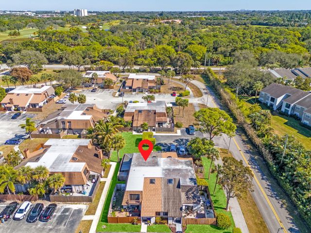 4236 Palm Bay Circle B, West Palm Beach, FL 33406