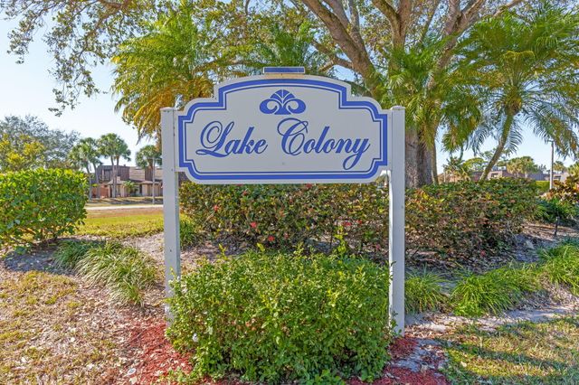 4236 Palm Bay Circle B, West Palm Beach, FL 33406