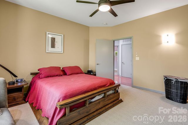 1760 Winding Creek Drive, Waynesville, NC 28786