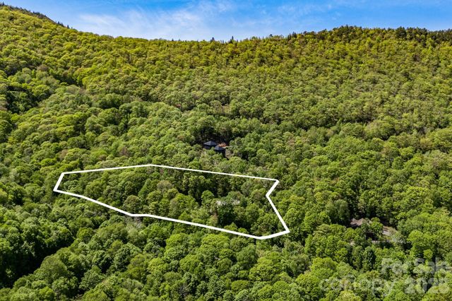 1760 Winding Creek Drive, Waynesville, NC 28786