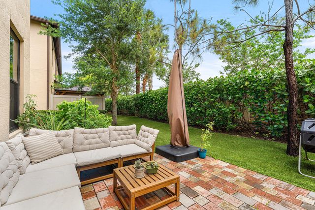 2350 Post Street, Palm Springs, FL 33406