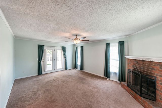 100 Hull Ln, Hendersonville, TN 37075