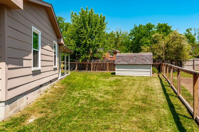 100 Hull Ln, Hendersonville, TN 37075