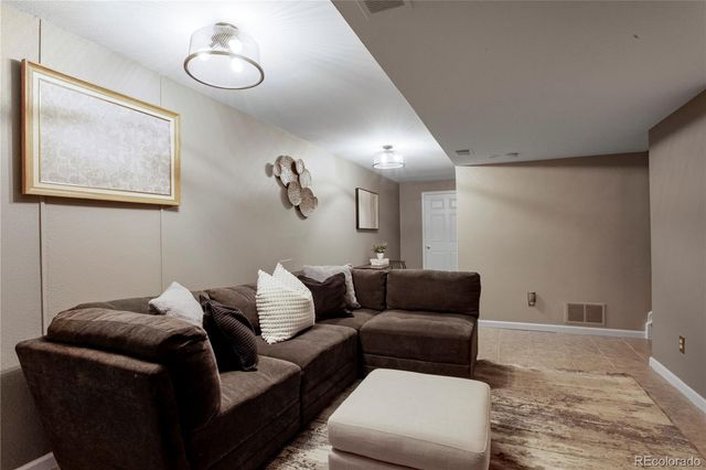 5555 E Briarwood Avenue 603, Centennial, CO 80122