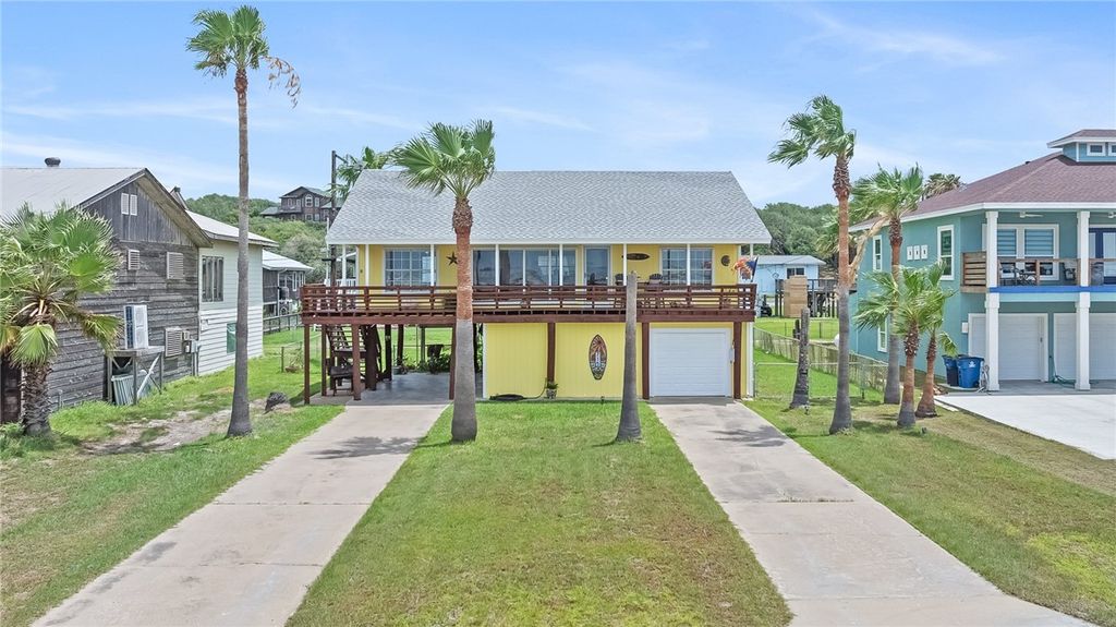 715 Bayshore Dr, Ingleside on the Bay, TX 78362 — exterior