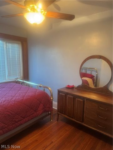 942 E 130th Street, Cleveland, OH 44108