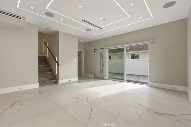 1241 Reese Place 102, Burbank, CA 91506