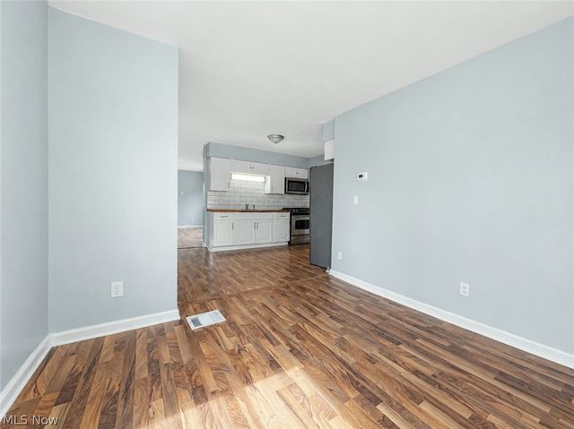 15562 Portage Street, Doylestown, OH 44230