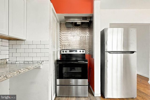 404 36TH ST NE, Washington, DC 20019