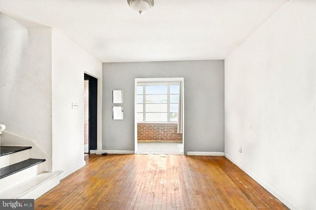 404 36TH ST NE, Washington, DC 20019
