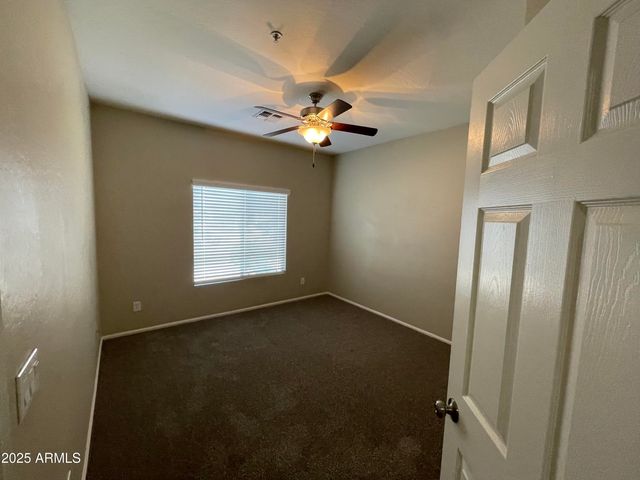 982 E CORRAL Street, Avondale, AZ 85323