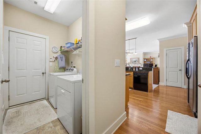 268 Mission Oak Drive, Grayson, GA 30017