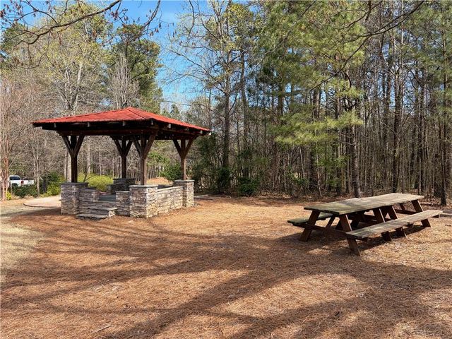 268 Mission Oak Drive, Grayson, GA 30017