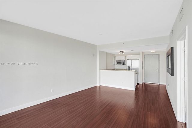 601 NE 36th St 1908, Miami, FL 33137