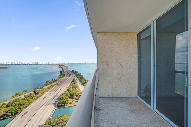 601 NE 36th St 1908, Miami, FL 33137