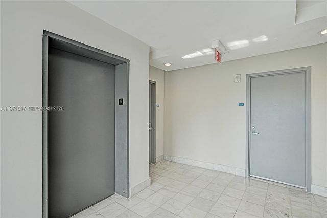 601 NE 36th St 1908, Miami, FL 33137