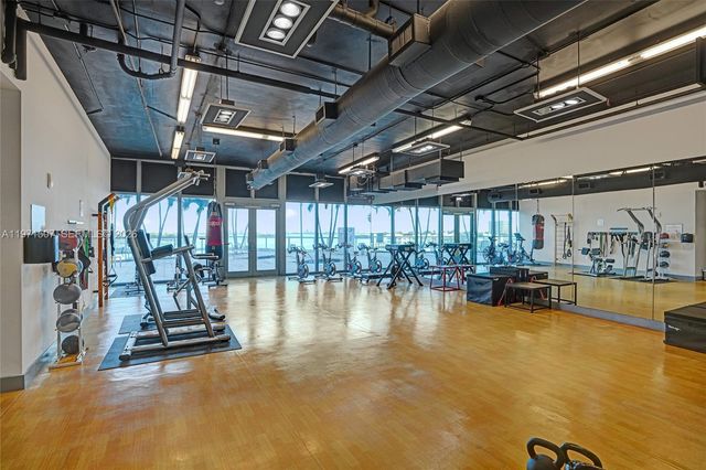 601 NE 36th St 1908, Miami, FL 33137