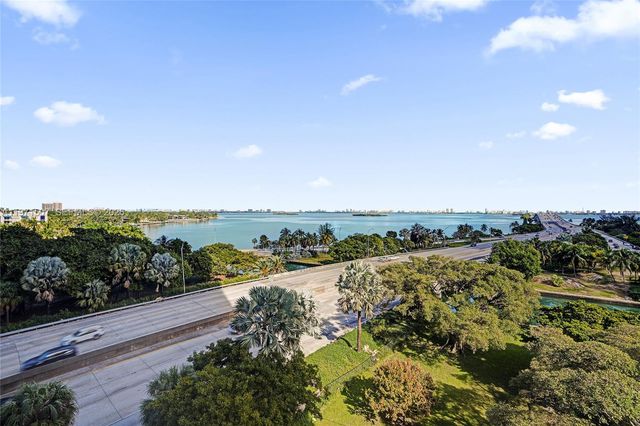 601 NE 36th St 1908, Miami, FL 33137