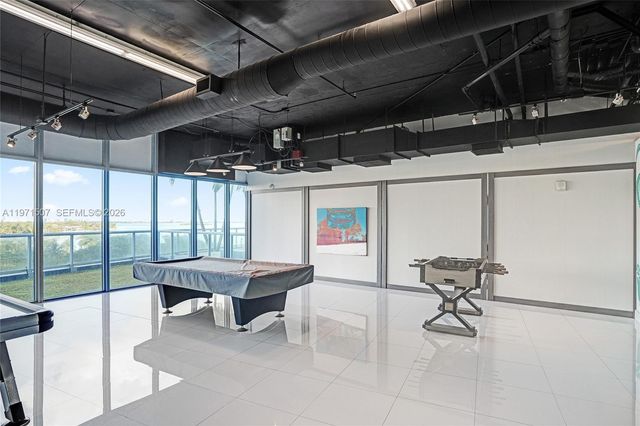 601 NE 36th St 1908, Miami, FL 33137