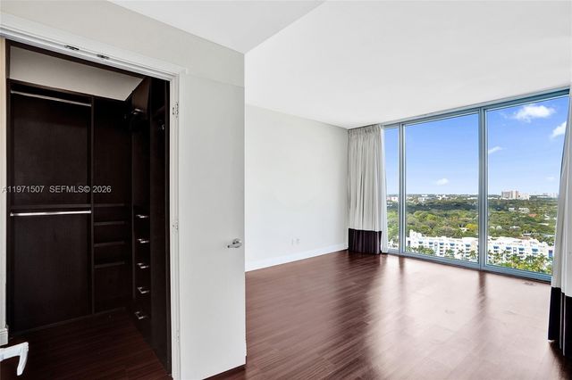 601 NE 36th St 1908, Miami, FL 33137