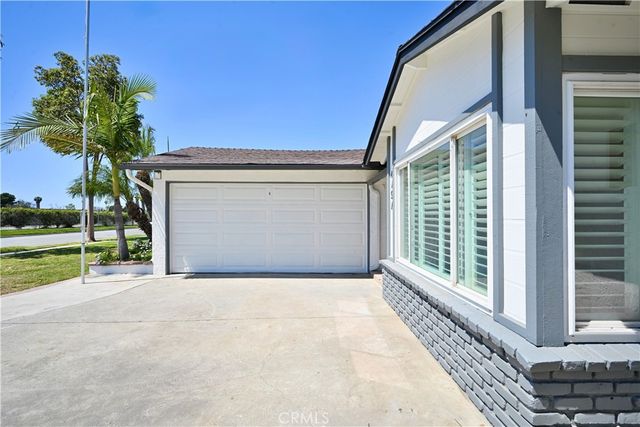 4191 Farquhar Avenue, Los Alamitos, CA 90720