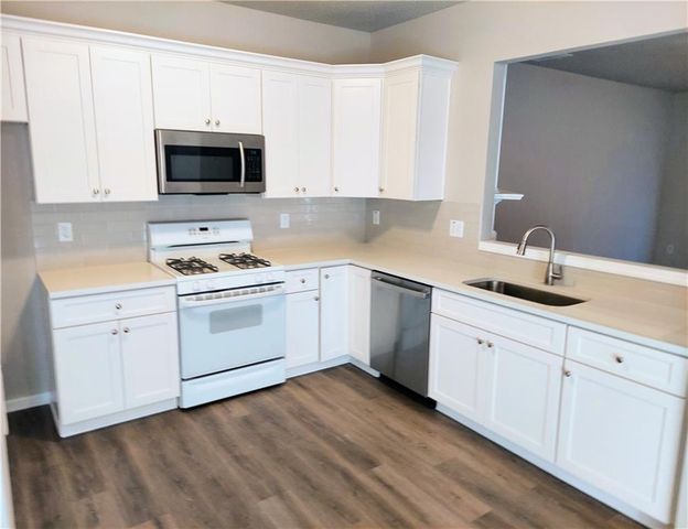 1744 Stanwood NW Drive, Kennesaw, GA 30152