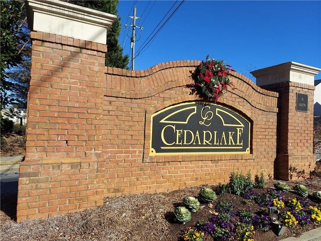 1744 Stanwood NW Drive, Kennesaw, GA 30152