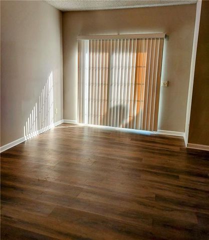 1744 Stanwood NW Drive, Kennesaw, GA 30152