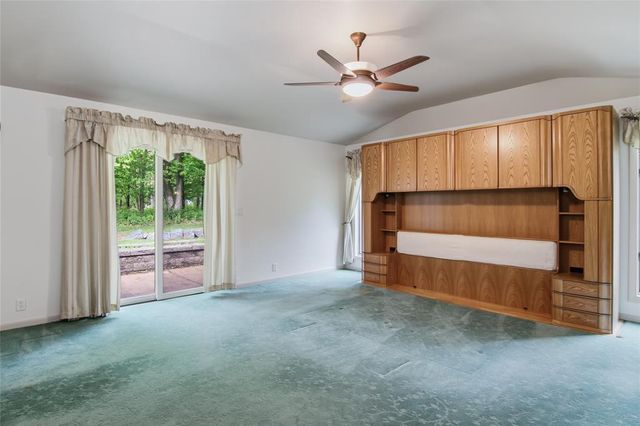 3750 Rimridge Road, Eau Claire, WI 54701
