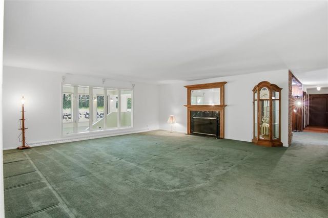 3750 Rimridge Road, Eau Claire, WI 54701