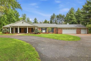 3750 Rimridge Road, Eau Claire, WI 54701