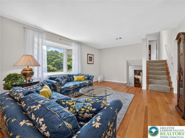 5463 Doris Drive, Upper Macungie Twp, PA 18106