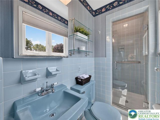 5463 Doris Drive, Upper Macungie Twp, PA 18106