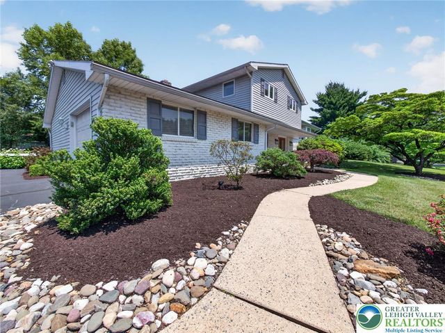 5463 Doris Drive, Upper Macungie Twp, PA 18106