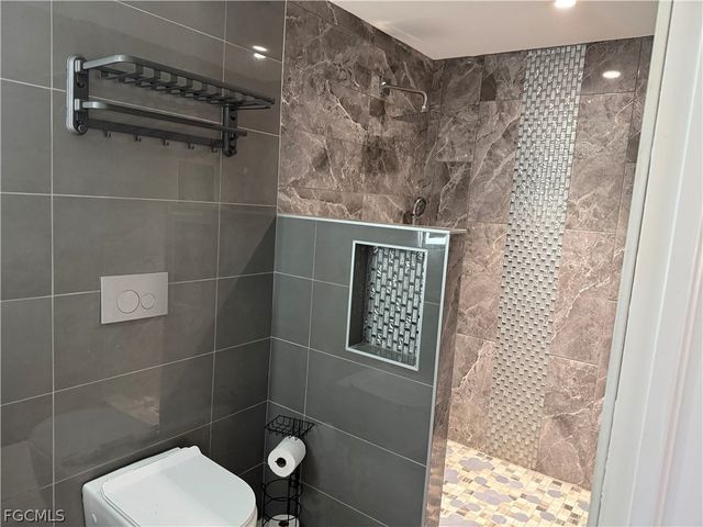 3405 58th ST W, Lehigh Acres, FL 33971