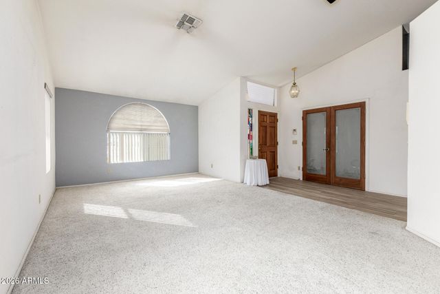 5538 W Fallen Leaf Lane, Glendale, AZ 85310