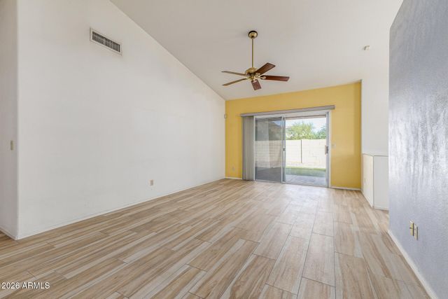 5538 W Fallen Leaf Lane, Glendale, AZ 85310