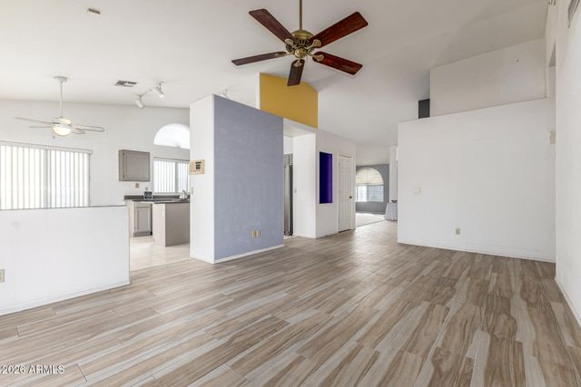 5538 W Fallen Leaf Lane, Glendale, AZ 85310