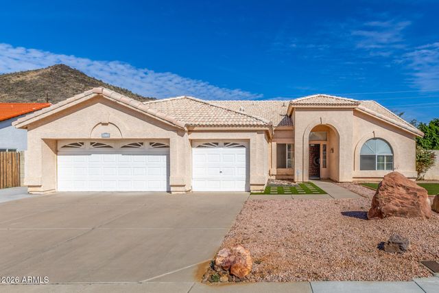 5538 W Fallen Leaf Lane, Glendale, AZ 85310