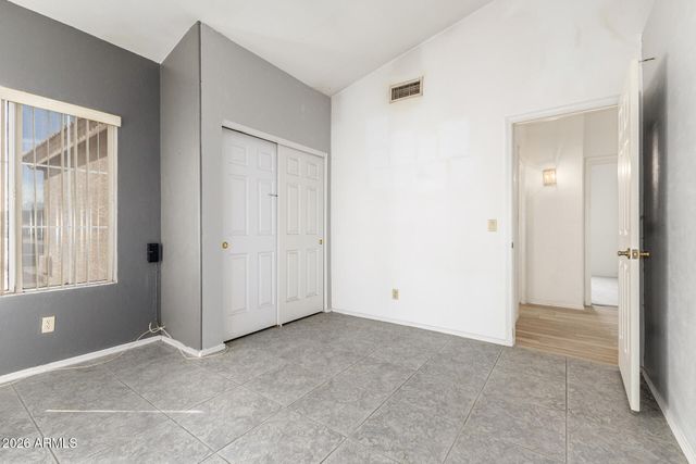 5538 W Fallen Leaf Lane, Glendale, AZ 85310