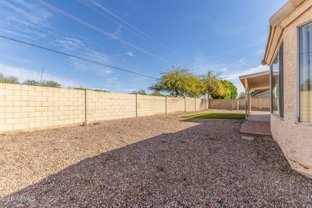 5538 W Fallen Leaf Lane, Glendale, AZ 85310