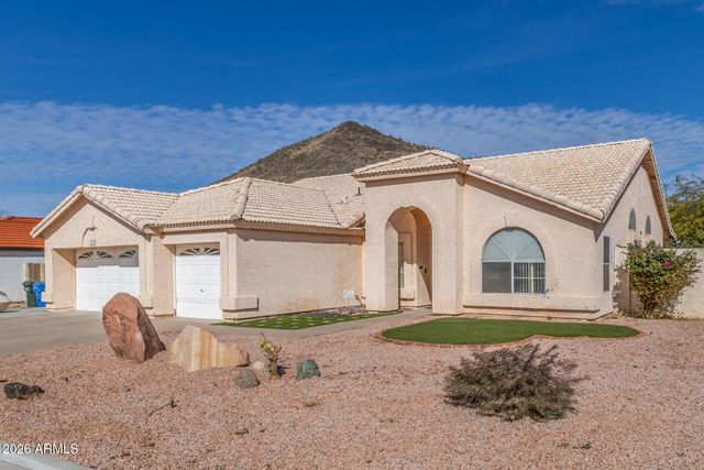 5538 W Fallen Leaf Lane, Glendale, AZ 85310