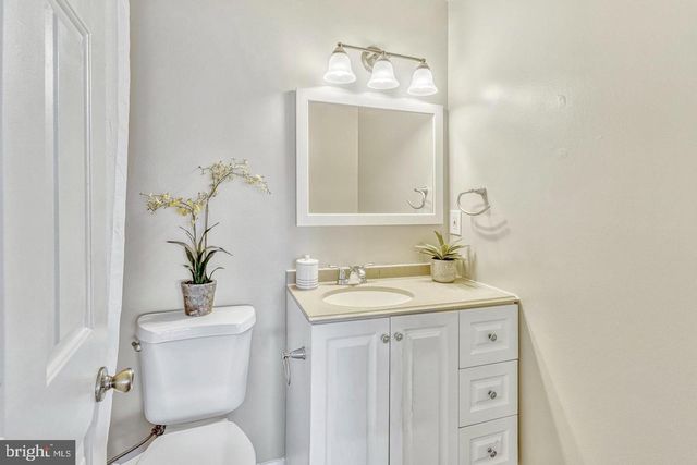 12163 PRESIDIO WAY, Woodbridge, VA 22192