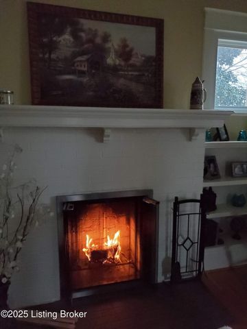 2923 Avon Rd, Louisville, KY 40220